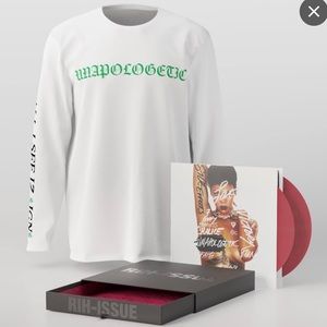 Rih-issue Unapologetic Album Merch